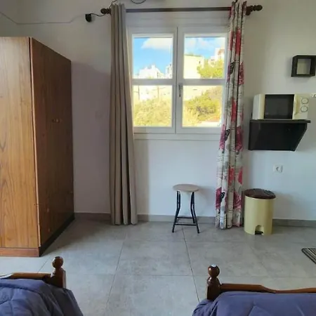 Anna Apartman Mirtiész
